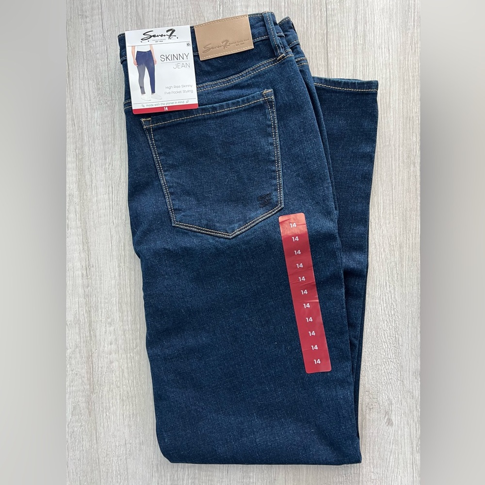 Seven7 Women's High Rise Skinny Jean Size 14